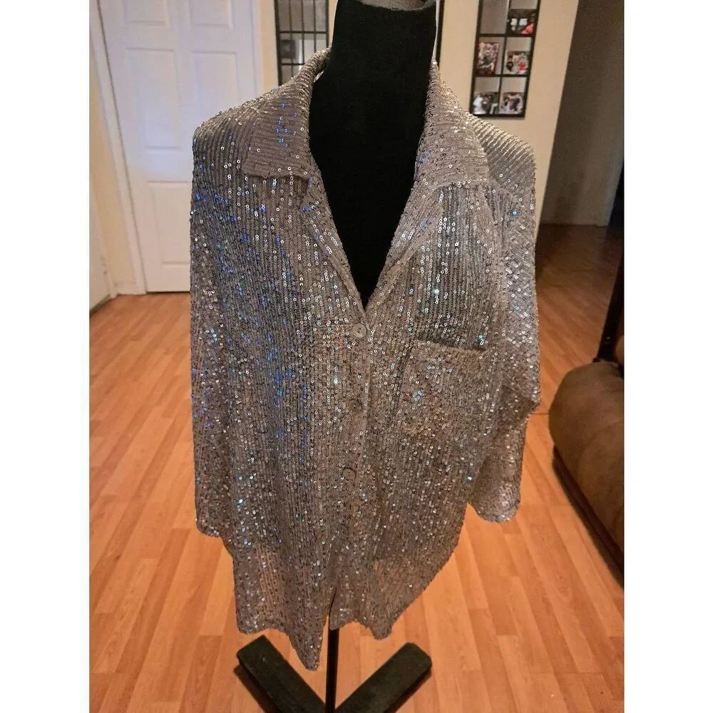 New Like Love Women’s 3X Silver Sequin Semi-Sheer V-Neck Blouse 3/4 Sleeve Top